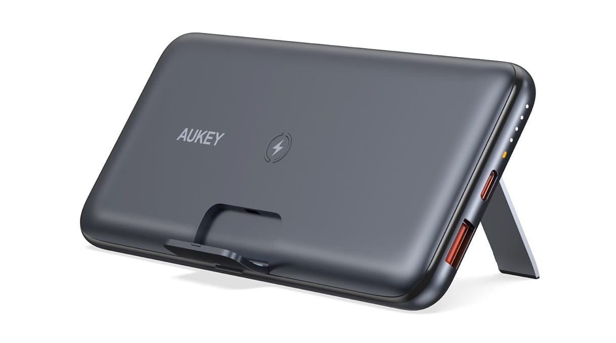 AUKEY、10,000mAhワイヤレスモバイルバッテリー発売