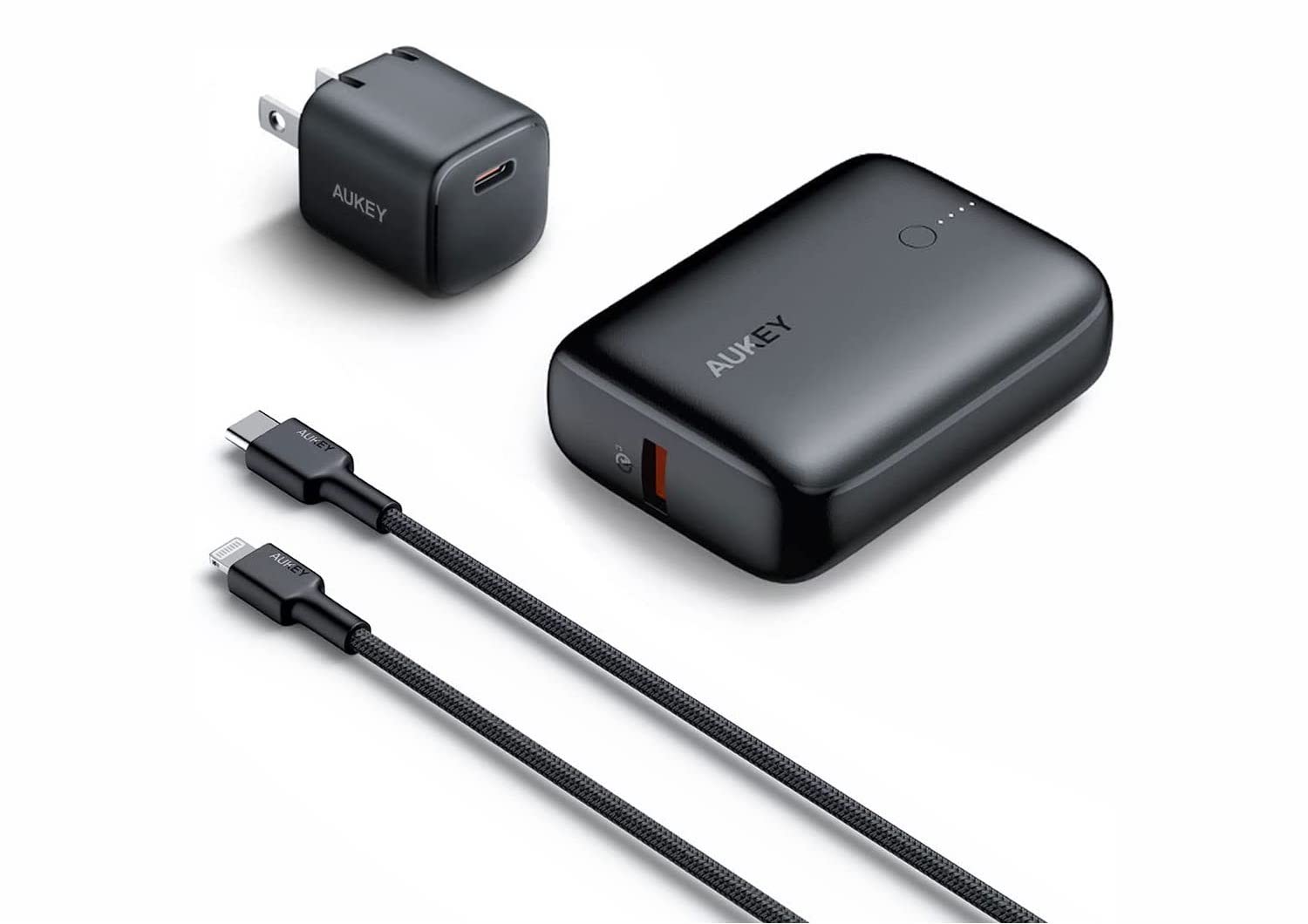 AUKEY、USB-C充電器、モバイルバッテリー、USB-C – Lightningケーブルの3点セット発売