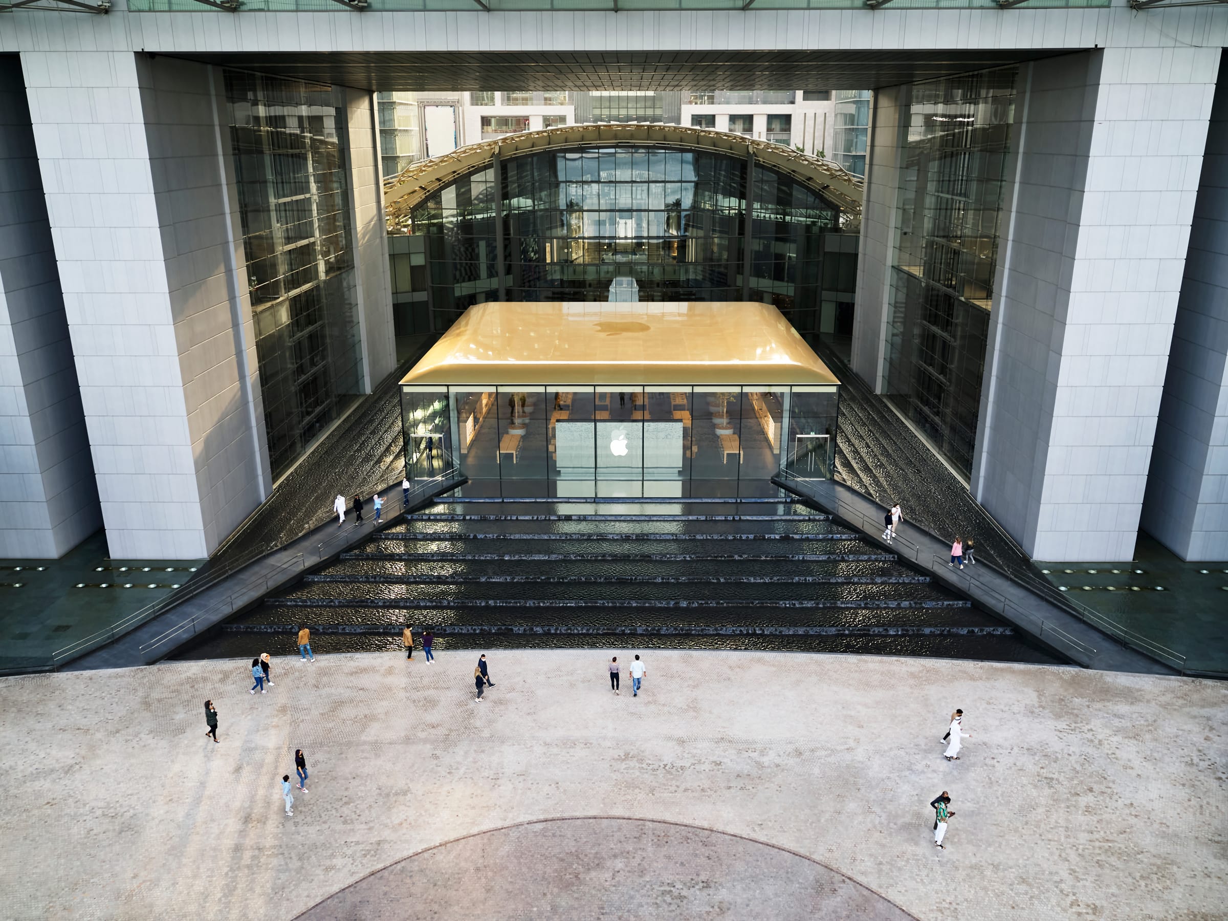 アブダビの新しいApple Store、2月25日（金）オープン