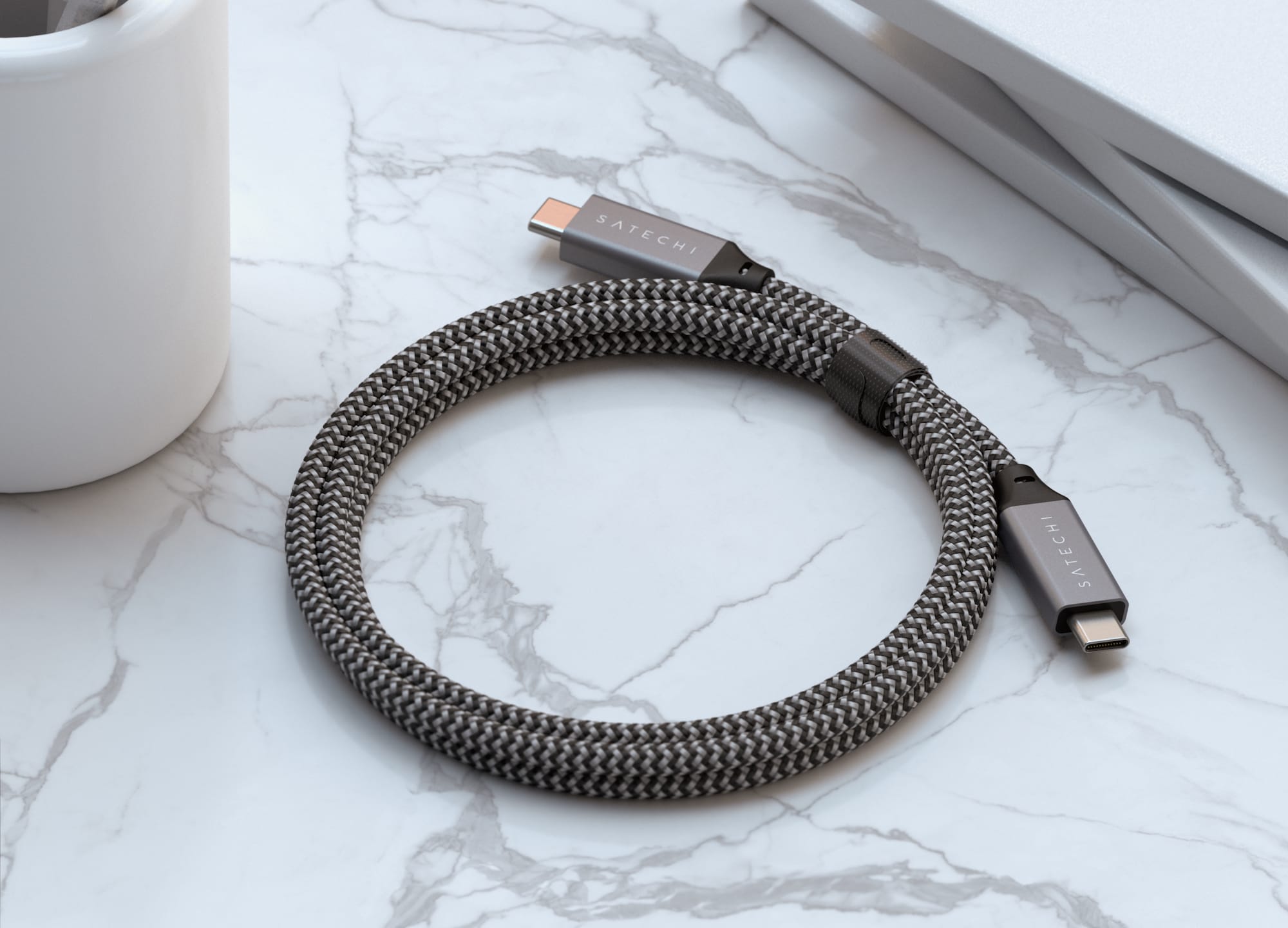 Satechi、25cmと80cmのUSB4ケーブルを発売