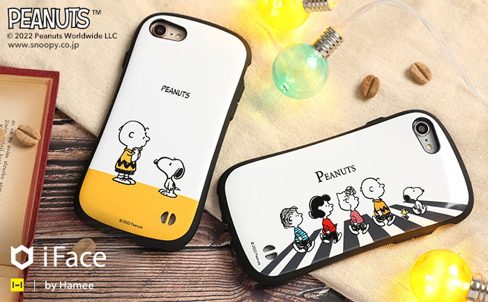 iFace、「PEANUTS」のiPhone SE/8/7用「iFace First Class」ケースを発売