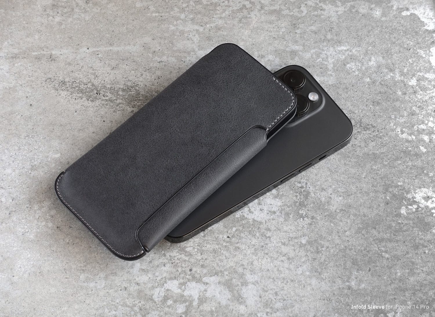 rethink、iPhone 14/13シリーズ用レザーススリーブ「Infold Sleeve」発売