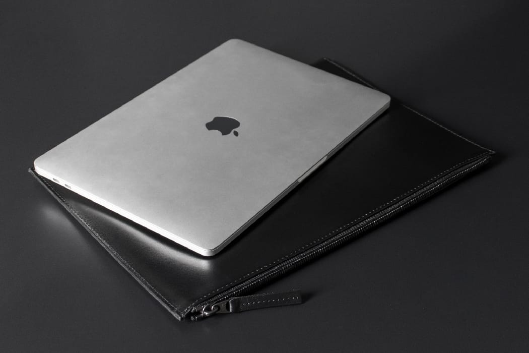 asoのiPad/MacBook用バッグ・ポーチなどが10%オフ