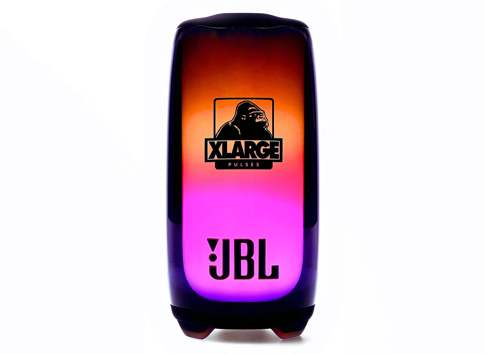 JBLとXLARGEがコラボ、ポータブルBluetoothスピーカー「PULSE 5 XLARGE Special Edition」発売