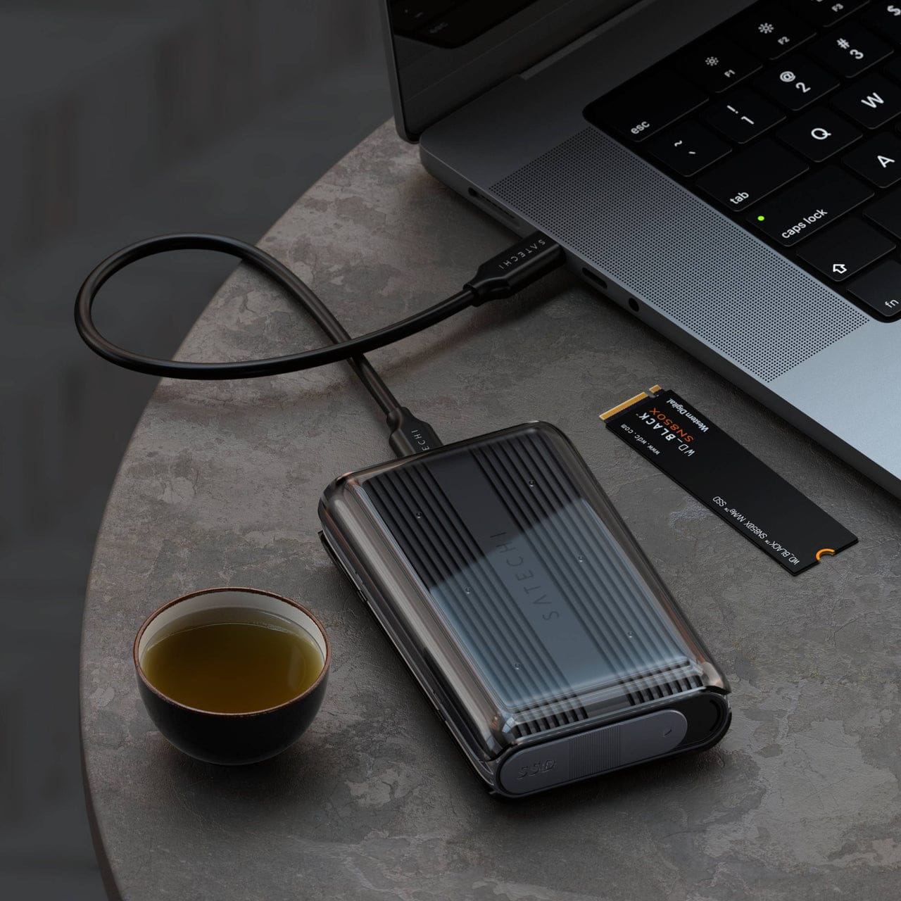 Satechi、Thunderbolt 4ハブとUSB4対応NVME SSDケースを発売
