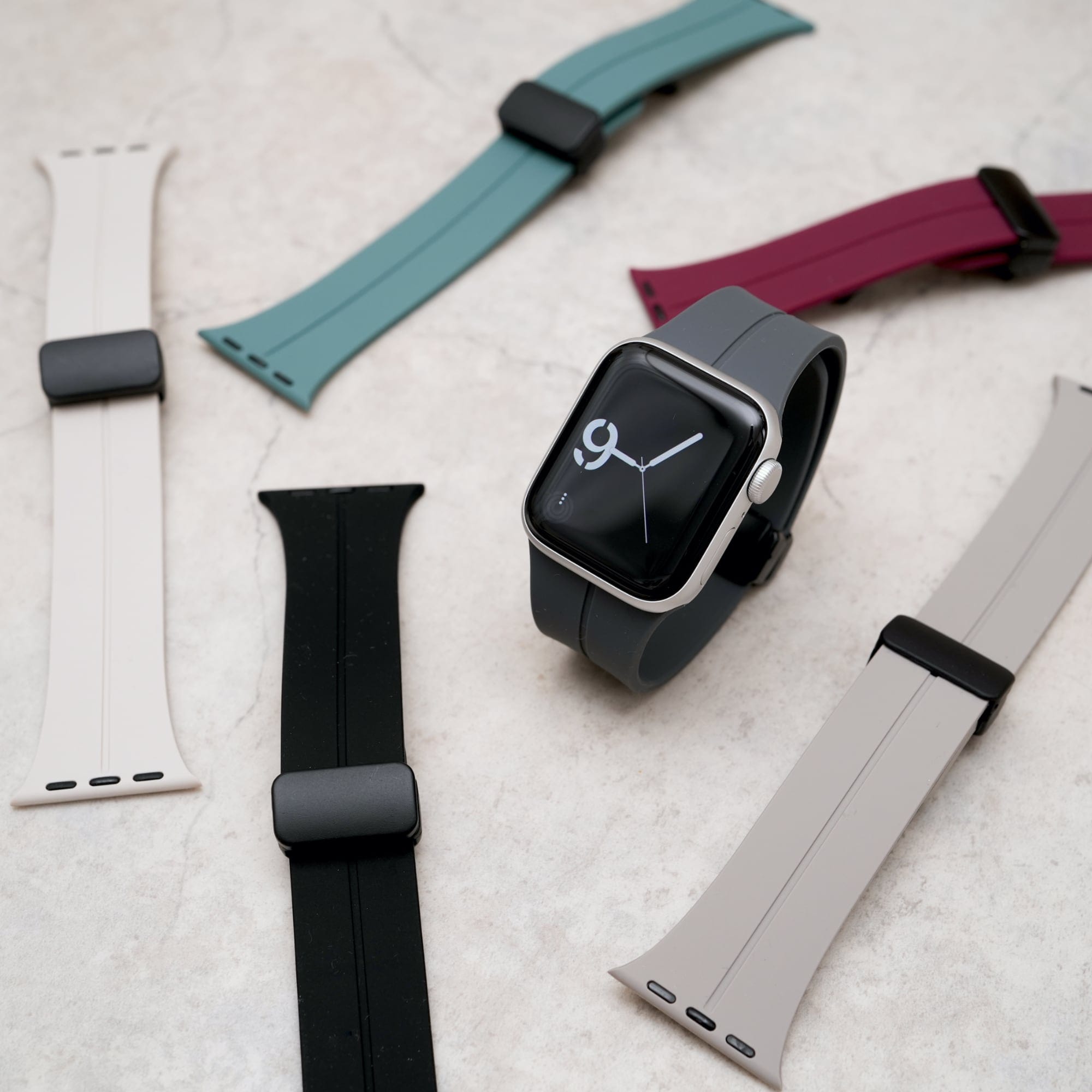 ROOX、マグネットバックル採用のApple Watch用シリコンバンド「Esalta」を発売