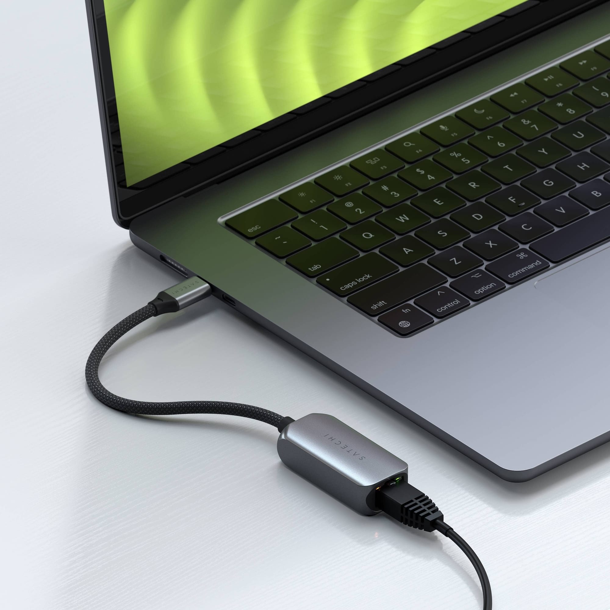 Satechi、USB-C – 2.5Gbps Ethernet変換アダプタ＆USB-C – HDMI 2.1変換アダプタ/ケーブルを発売