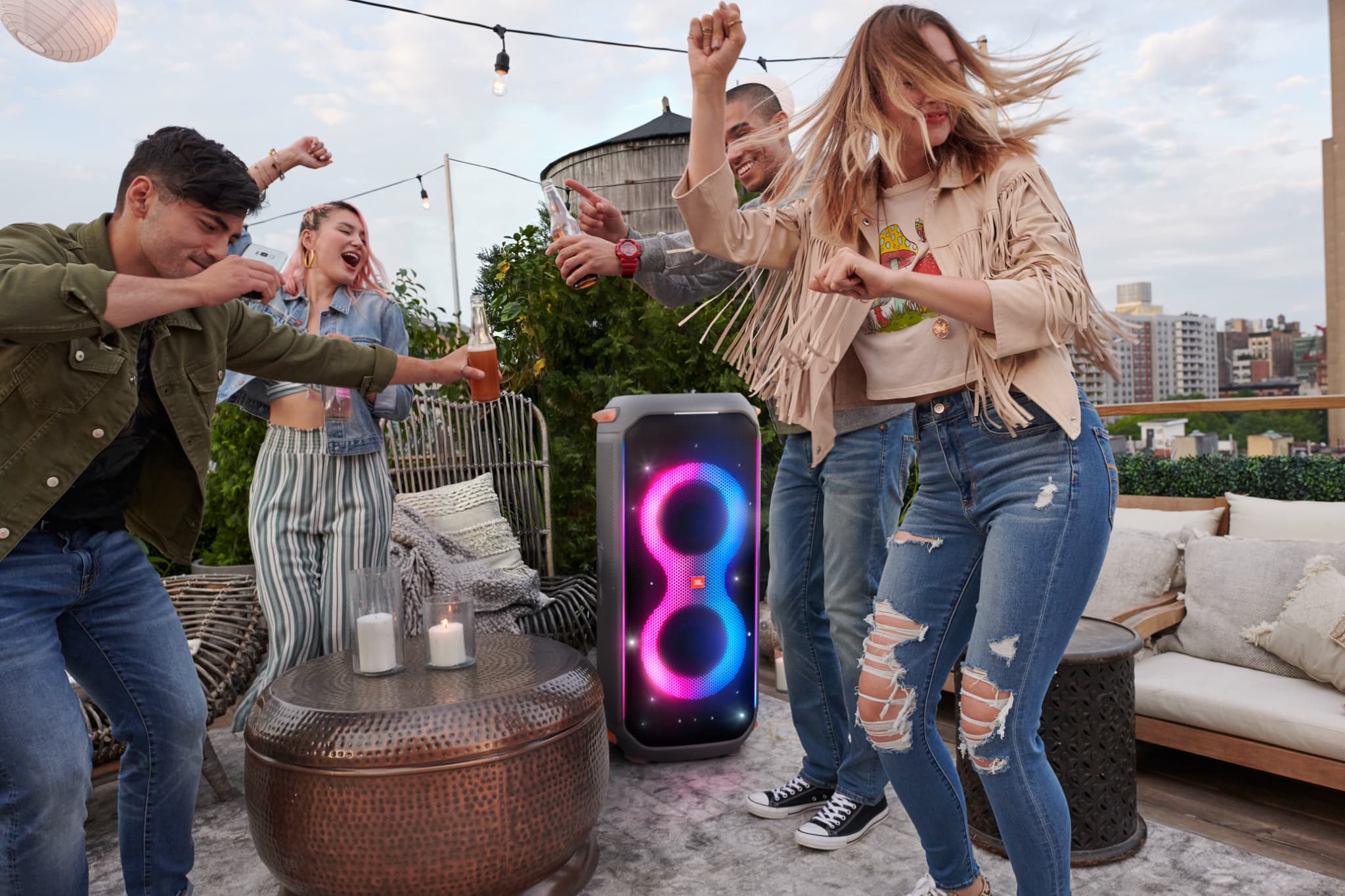 JBL、パーティースピーカー「PartyBox 710」を発売