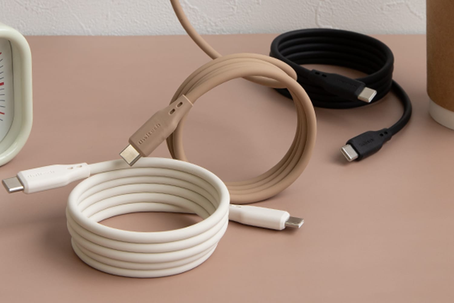 オウルテック、マグネットでまとまるUSB-Cシリコンケーブルを発売
