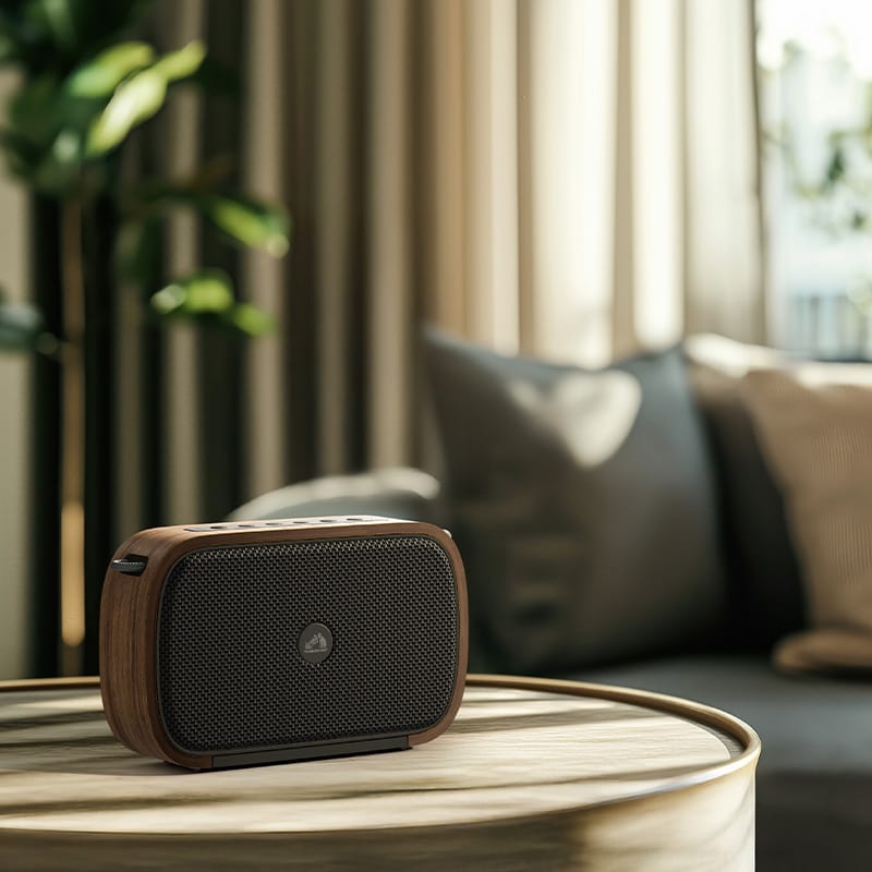 Victor、天然木採用のポータブルBluetoothスピーカーを発売